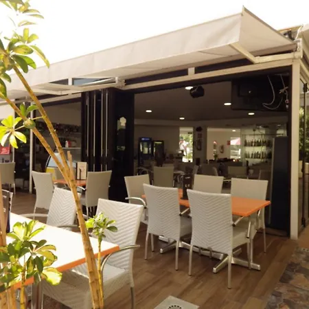 Castle Harbour Duplex With Pool View C115 דירה